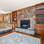 Woodland Cabin Retreat